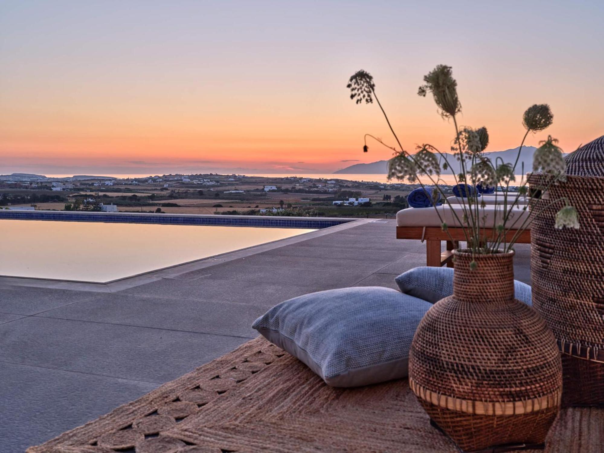 Luxurious Villa Pactia Amazing Pool Isterni  Exterior photo